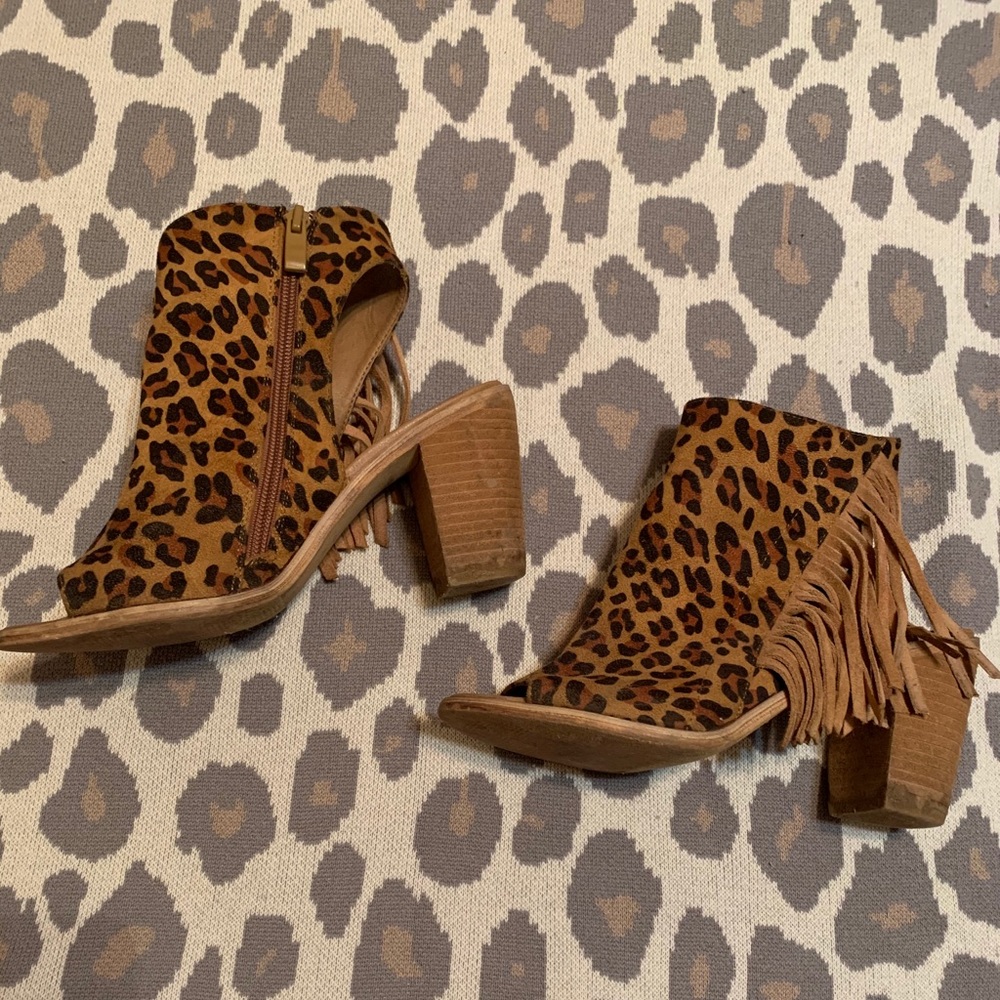Very Volatile leopard peep toe booties